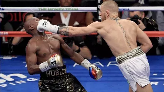 Conor McGregor vs Floyd Mayweather