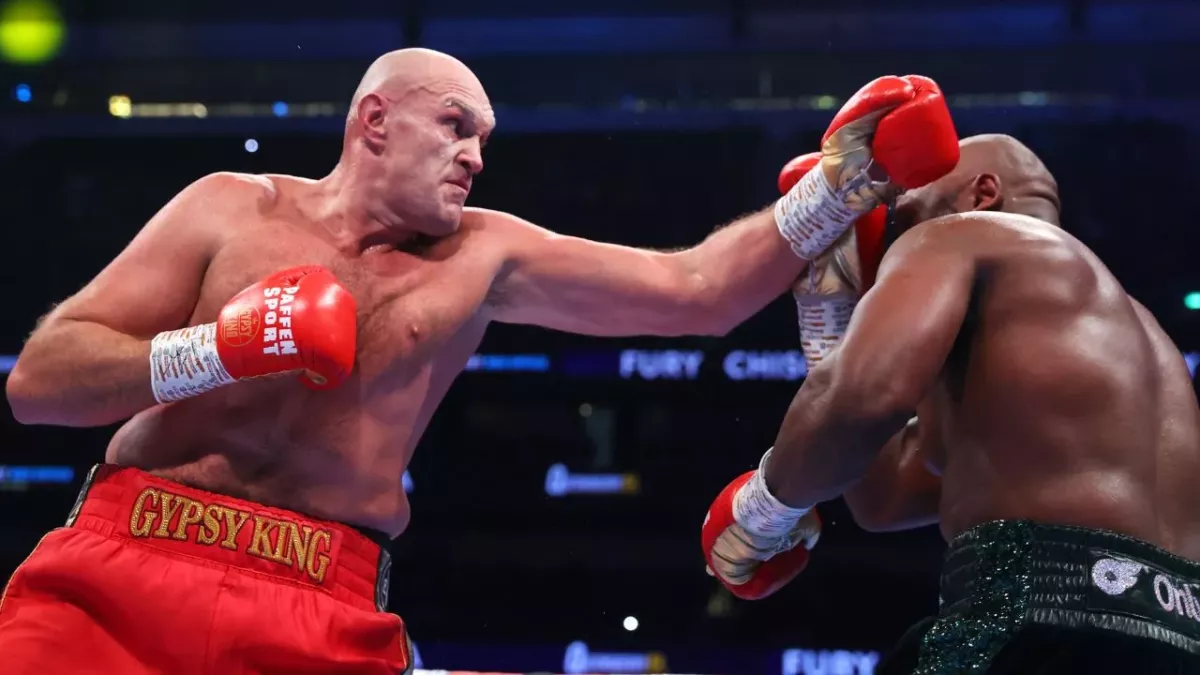 Tyson Fury a battu Dreck Chisora par TKO au 10ème round. 