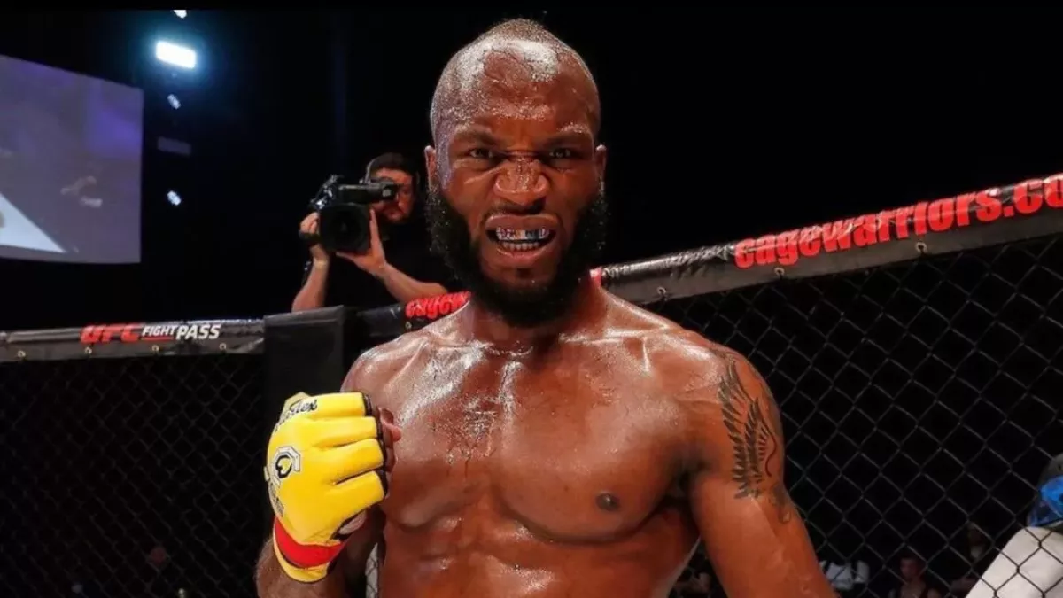 Alex Lohoré est un combattant professionnel de MMA français.