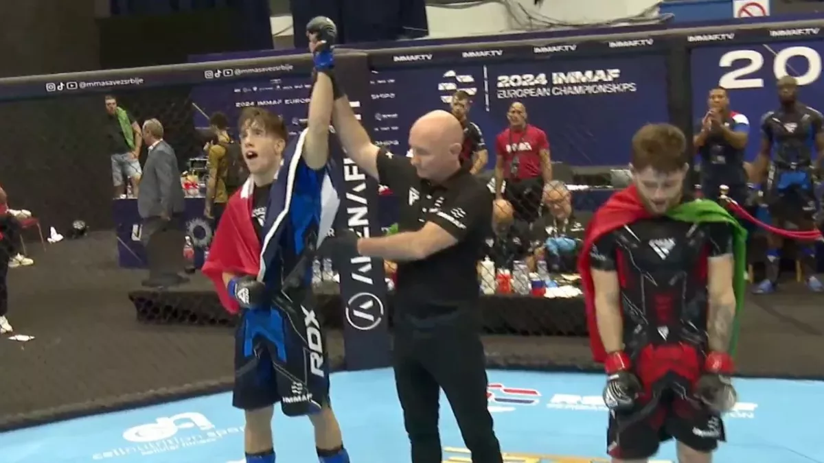 Paul Denis Navero s'est qualifié pour les quarts de finale de l'Euro de MMA après avoir battu Alexandre Rita. 