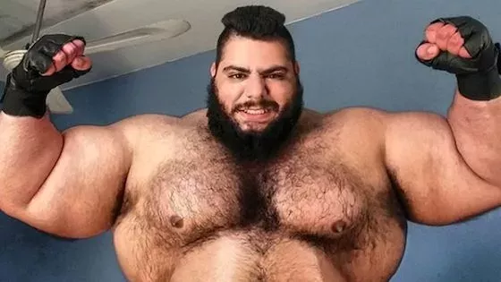Le Hulk Iranien se lance dans les combats à mains nues