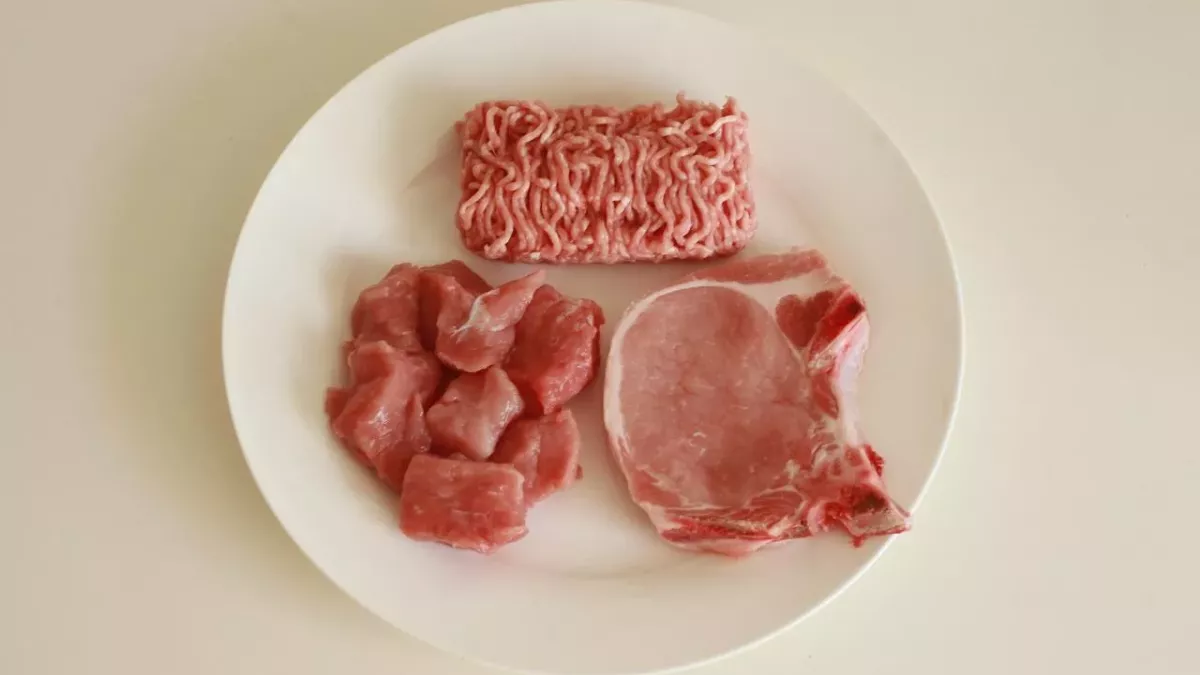 Un Youtubeur essaie le régime carnivore pendant 30 jours et montre sa transformation physique 