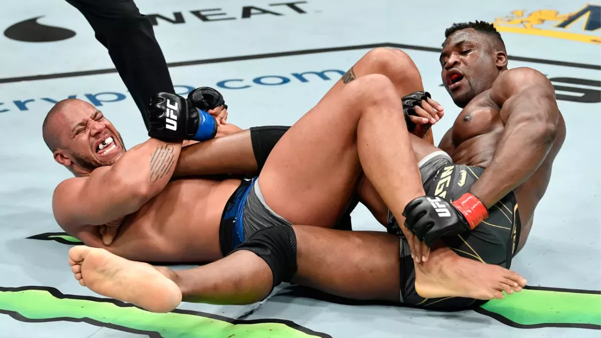 Francis Ngannou et Ciryl Gane 