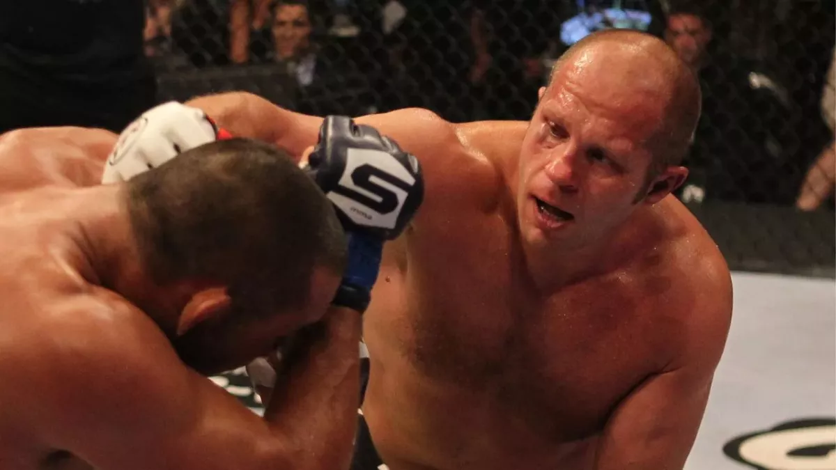 Fedor Emelianenko s'est imposé par KO/TKO à 16 reprises dans sa carrière. 