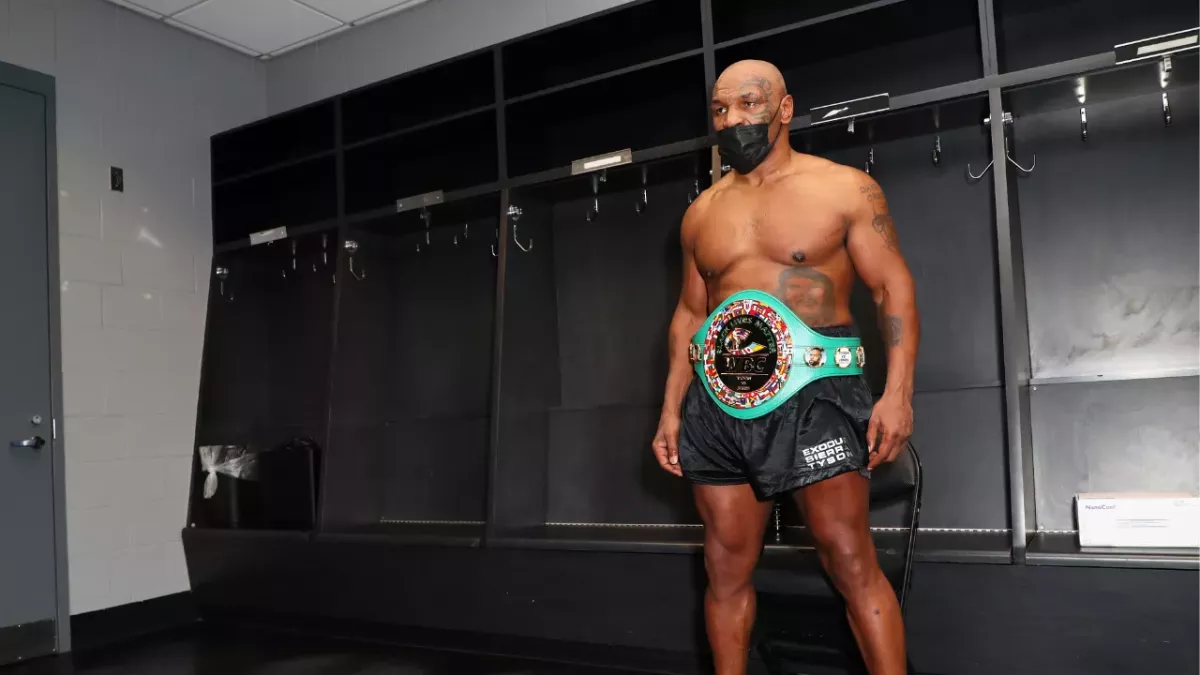 Mike Tyson révèle le détail physique qui l'aurait empêché de combattre à l'UFC