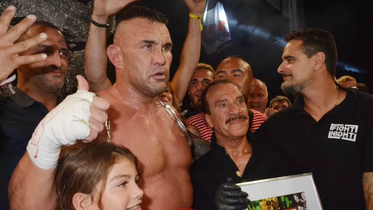 Jérôme Le Banner est considéré comme l'un des meilleurs kickboxeurs de tous les temps. 