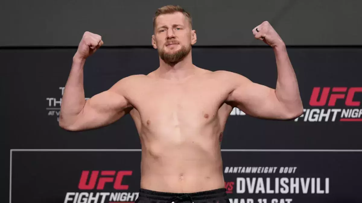 Alexander Volkov à la pesée.
