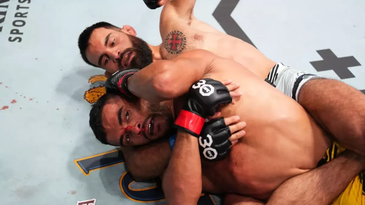 Benoit Saint-Denis dans le dos d'Ismael Bonfim à l'UFC