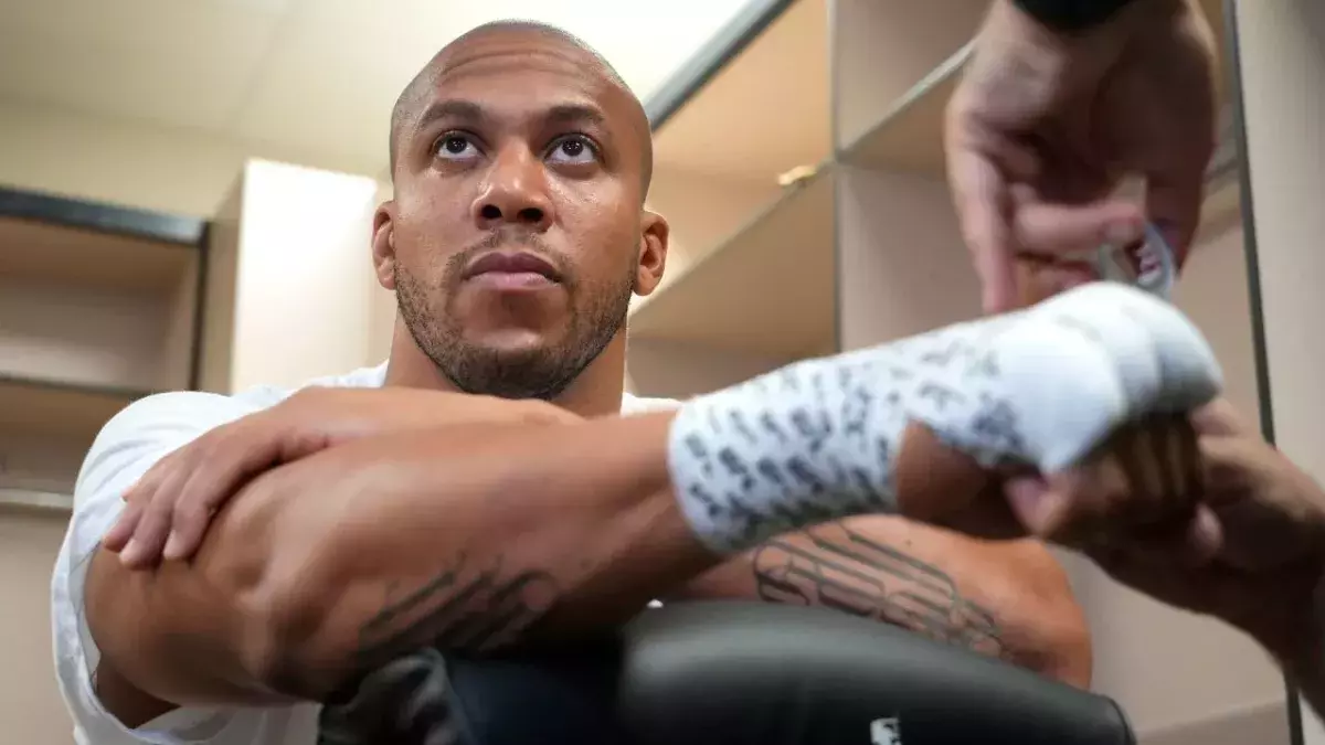 Ciryl Gane avant son combat contre TUivasa à l'UFC Paris. 