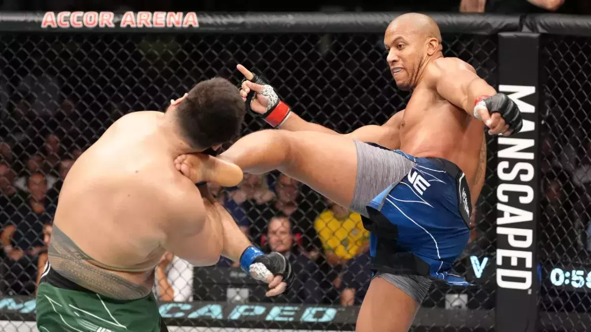 Ciryl Gane a battu Tai Tuivasa à l'UFC Paris. 