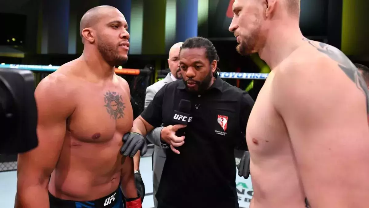 Ciryl Gane et Alexander Volkov vont se retrouver à l'UFC 310, 3 ans après leur premier combat. 