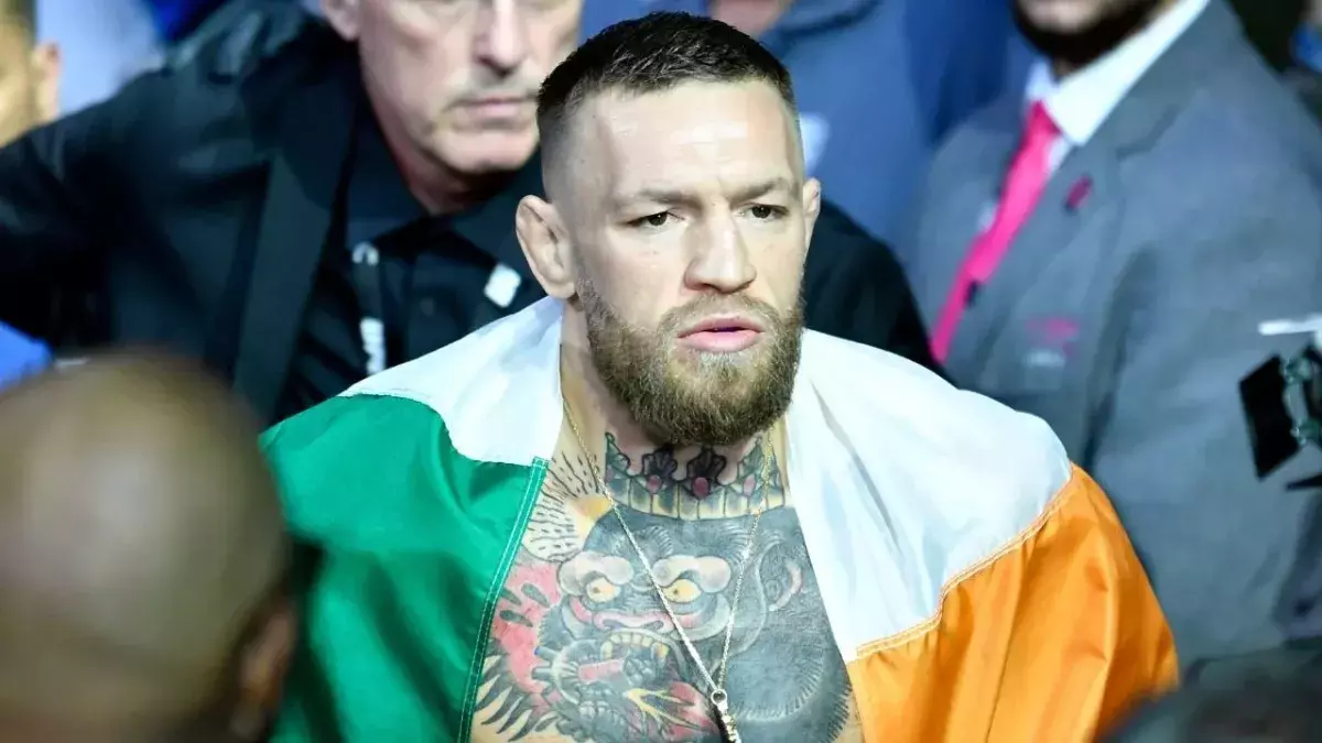 Conor McGregor lors de son entrée à l'UFC 264. 