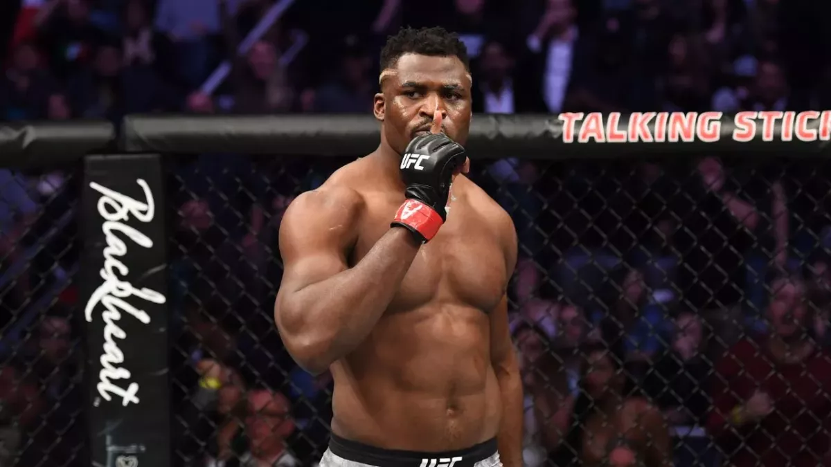 Francis Ngannou. 