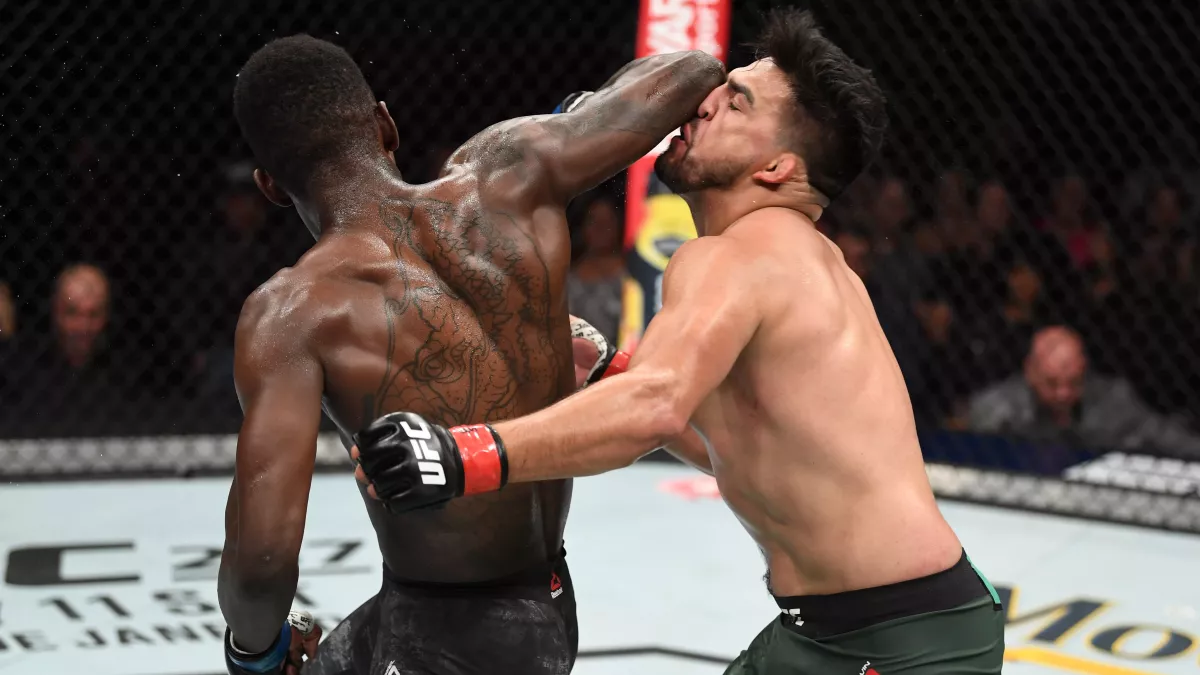 Israel Adesanya vs Kelvin Gastelum