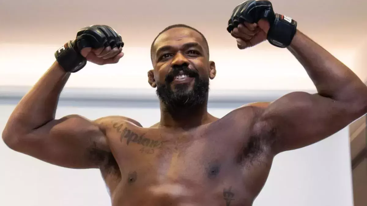 Jon Jones avant d'affronter Stipe Miocic. 