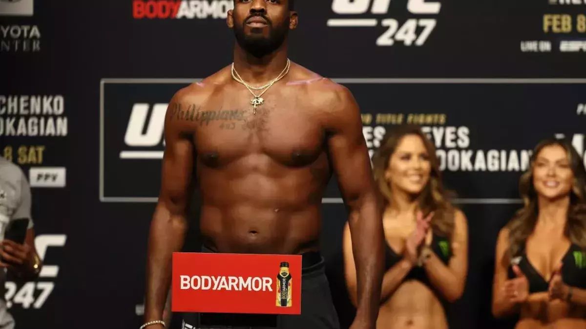 Jon Jones lors de la pesée de l'UFC 247 Jones vs Reyes 
