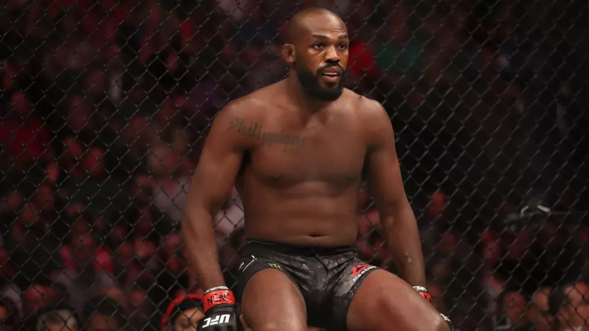 Jon Jones sera absent pendant au moins 8 mois après sa blessure contractée à l'entrainement. 