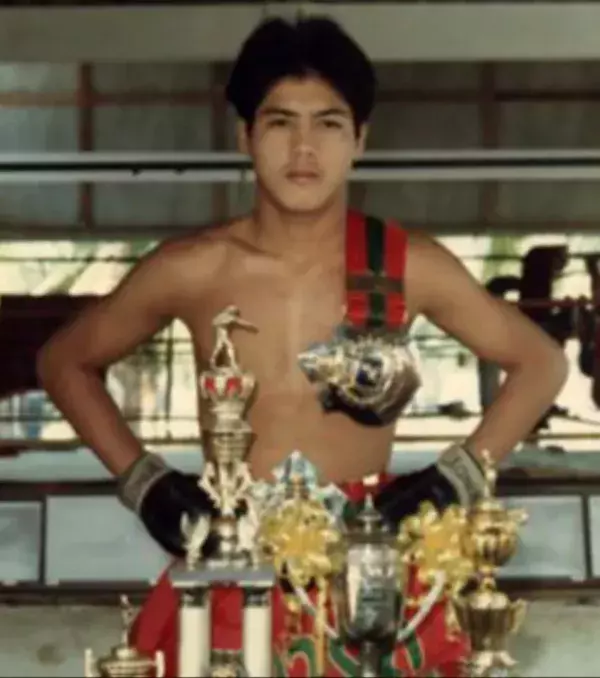 13 - Samart Payakaroon (muay thaï)