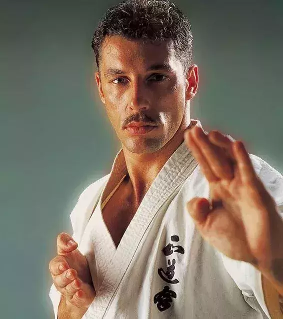 7 - Andy Hug (karaté, kickboxing)      