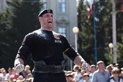 Mikhail Shivlyakov - 1m85/139kg - Russe